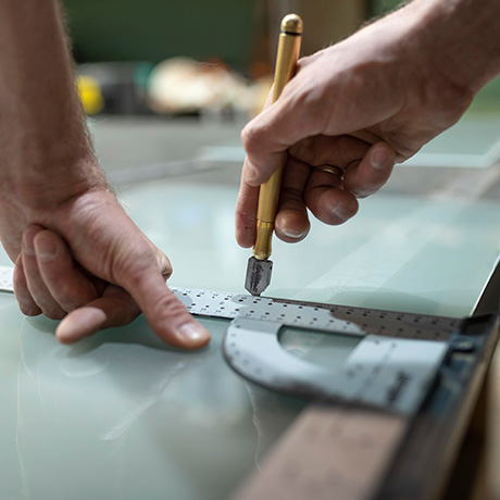 Changement de vitre d'insert ou de poele à bois avec l'entreprise flamme expertise
